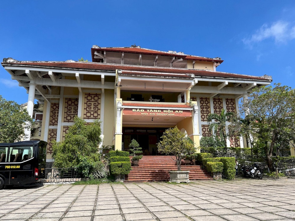 The exterior view of the Hoi An Museum